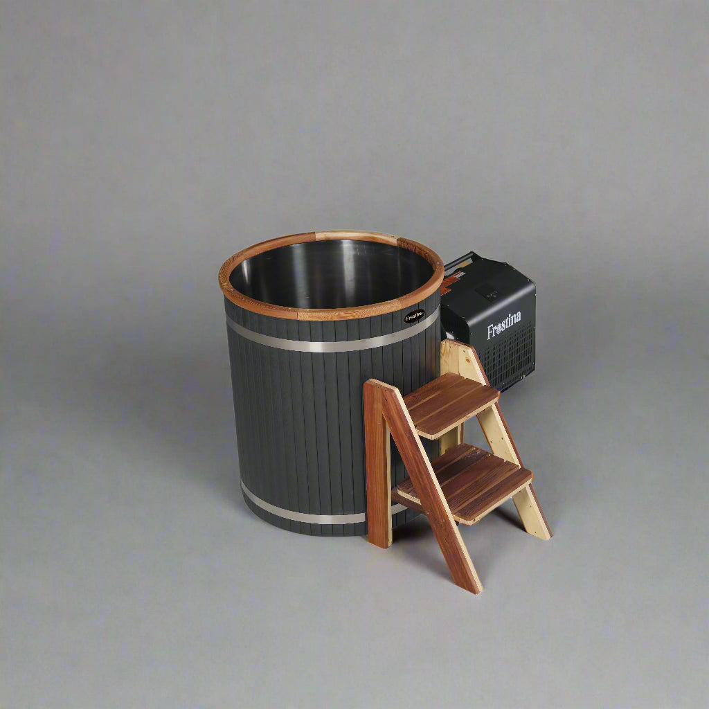 Okrogla hladna kad z ohlajevalnikom