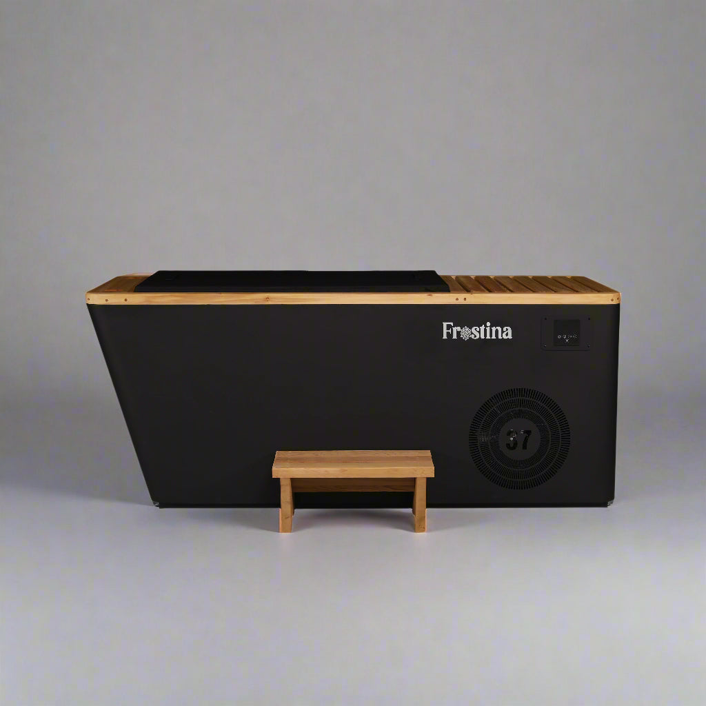 Velika hladna kad z ohlajevalnikom